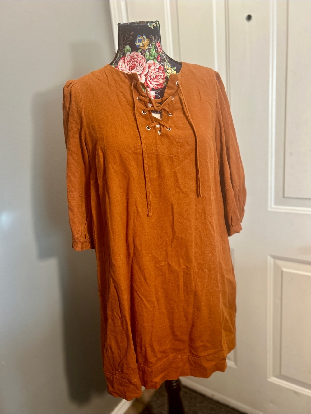 Who What Wear Burnt Orange Linen Lace Up Mini Dress Medium Pockets GUC